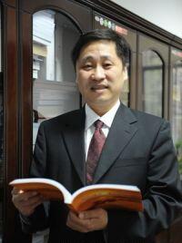 黄翔：西安工程大学副校长